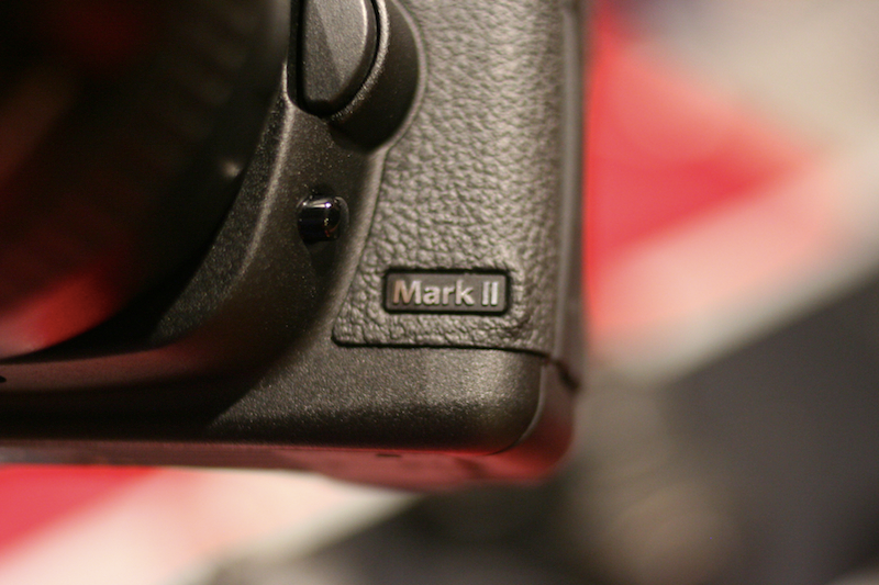 Illustration for article titled Hands-On: Canon EOS 5D Mark II
